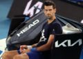 Australia: la justicia ordenó frenar la deportación inmediata de Djokovic