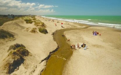 El pueblo escondido a 25 kilómetros de Mar del Plata de playas tranquilas y buena gastronomía que es un boom inmobiliario